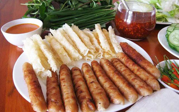 Nem nướng Ninh Hòa - đặc sản Nha Trang