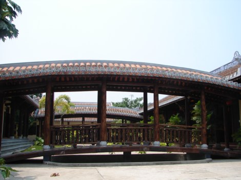 Mô hình chùa Cầu