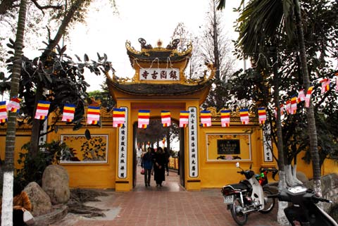 Cổng chùa
