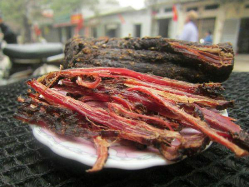 Thịt trâu gác bếp - Đặc sản Hà Giang