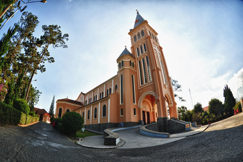 Nhà thờ chính toàn thánh Nicôla Bari (Nhà thờ Con Gà)