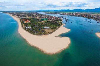 Bãi biển Bảo Ninh