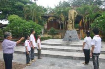 Di Tích Lưu Niệm Hoàng Đình Giong