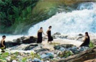 Suối khoáng nóng Hua Pe