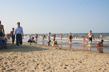 ​Một góc bãi biển Thạch Hải hôm nay