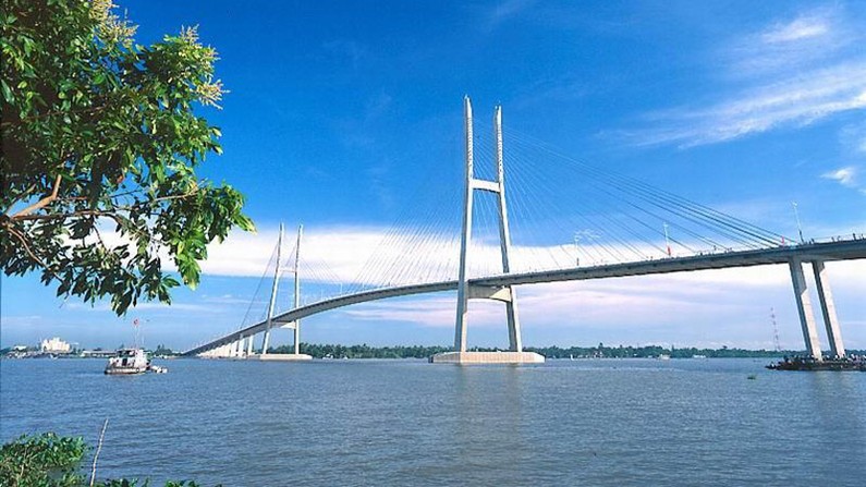 Cầu Mỹ Thuận hoàn thành có tác dụng nối liền tuyến giao thông đường bộ từ thành phố Hồ Chí Minh đến Vĩnh Long
