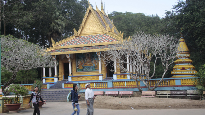 Đây là một ngôi chùa đẹp hài hòa trong khoảng không gian xanh bốn mùa