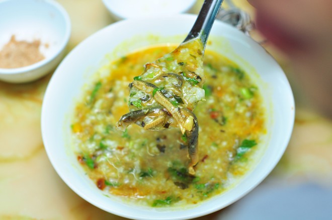 Món ngon Sầm Sơn: Cháo lươn.