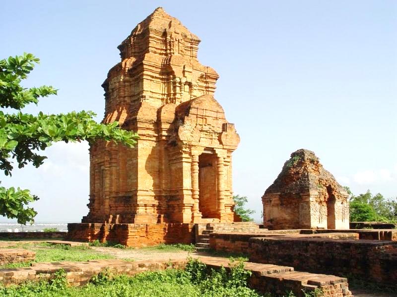 Nhóm đền tháp Chăm Posah Inư